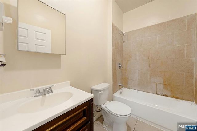 48 Seymour Avenue, Newark, NJ 07108