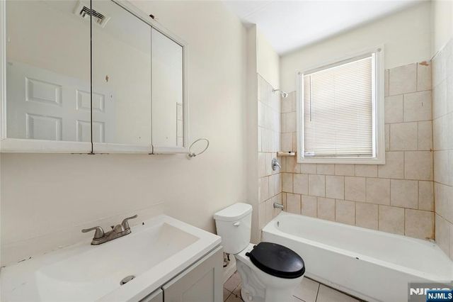 48 Seymour Avenue, Newark, NJ 07108
