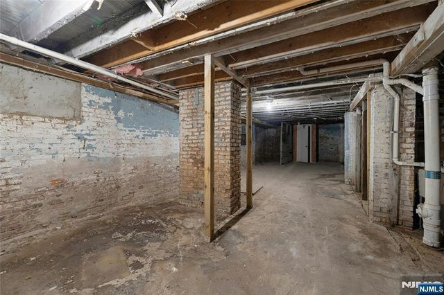 48 Seymour Avenue, Newark, NJ 07108