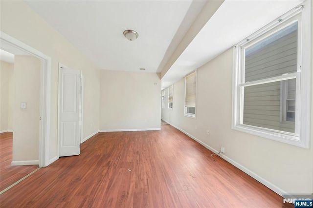 48 Seymour Avenue, Newark, NJ 07108