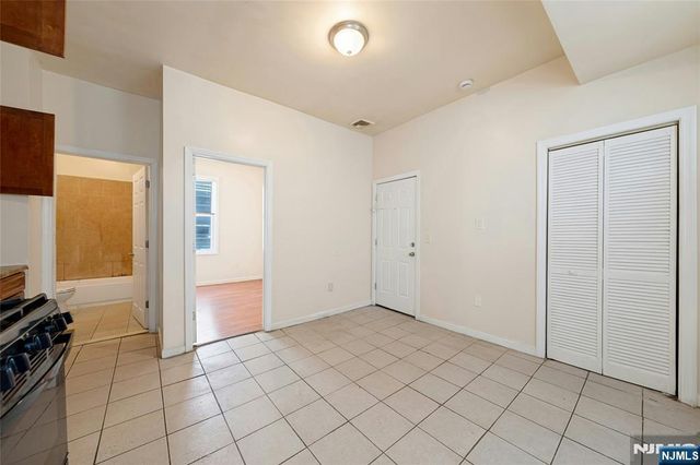 48 Seymour Avenue, Newark, NJ 07108