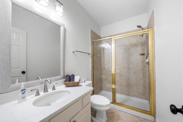 6526 Pinewood Trace Lane, Houston, TX 77041