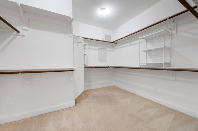 6526 Pinewood Trace Lane, Houston, TX 77041