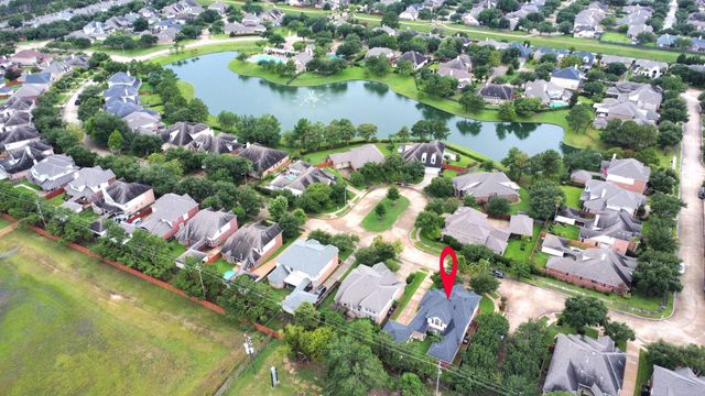 6526 Pinewood Trace Lane, Houston, TX 77041