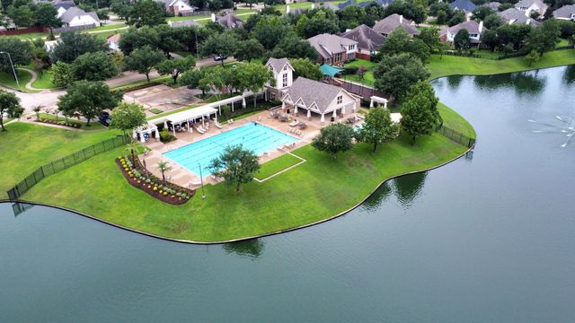 6526 Pinewood Trace Lane, Houston, TX 77041