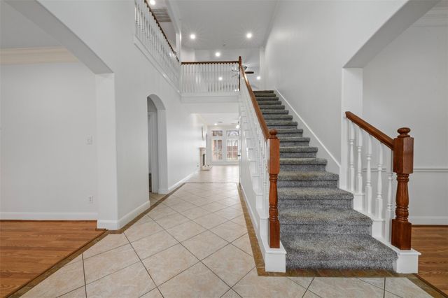 6526 Pinewood Trace Lane, Houston, TX 77041