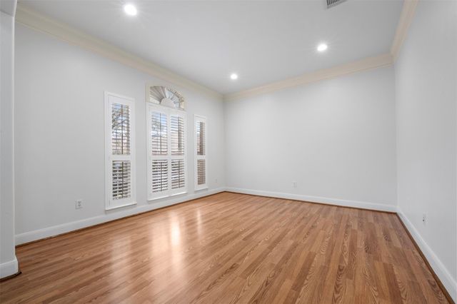 6526 Pinewood Trace Lane, Houston, TX 77041