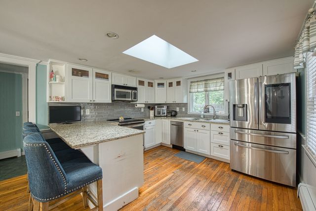 30 Edgewood Ln, Marshfield, MA 02050