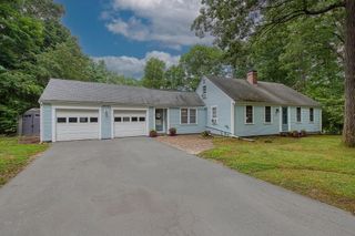 30 Edgewood Ln, Marshfield, MA 02050