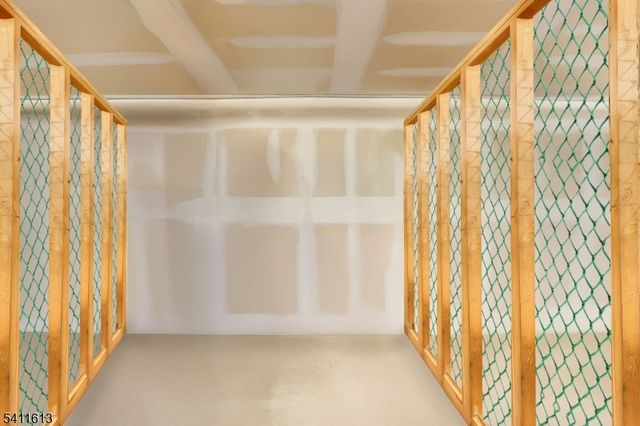 64 Dayton Ct 104, Independence Twp., NJ 07840