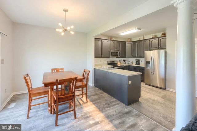 2521 VILLAGE RD, Dover, PA 17315