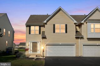 2521 VILLAGE RD, Dover, PA 17315