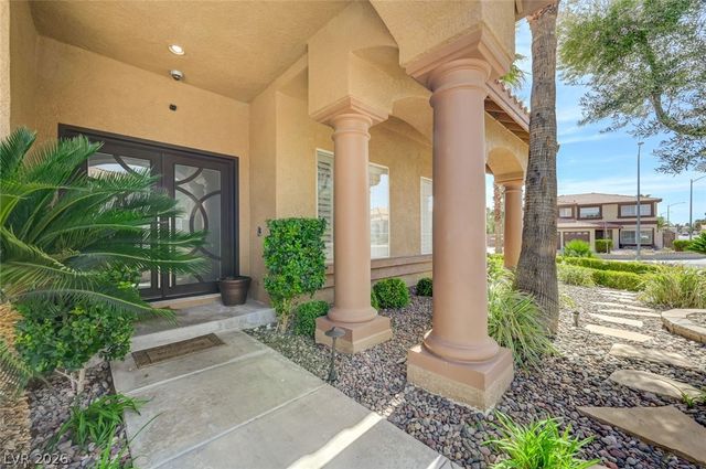 3800 Beacon Point Street, Las Vegas, NV 89129