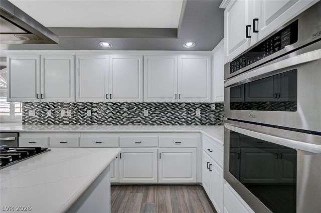 3800 Beacon Point Street, Las Vegas, NV 89129