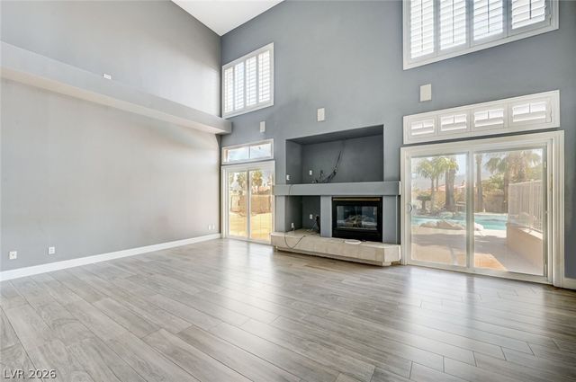 3800 Beacon Point Street, Las Vegas, NV 89129