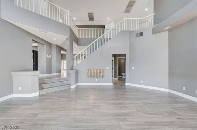 3800 Beacon Point Street, Las Vegas, NV 89129