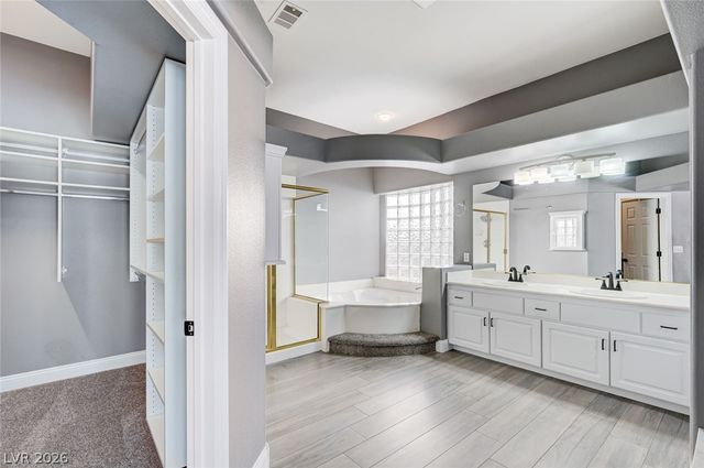 3800 Beacon Point Street, Las Vegas, NV 89129