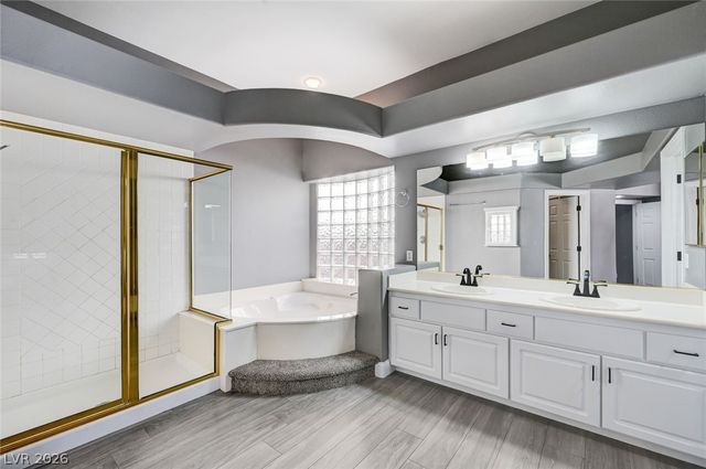 3800 Beacon Point Street, Las Vegas, NV 89129