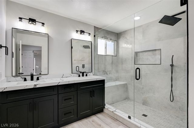 3800 Beacon Point Street, Las Vegas, NV 89129