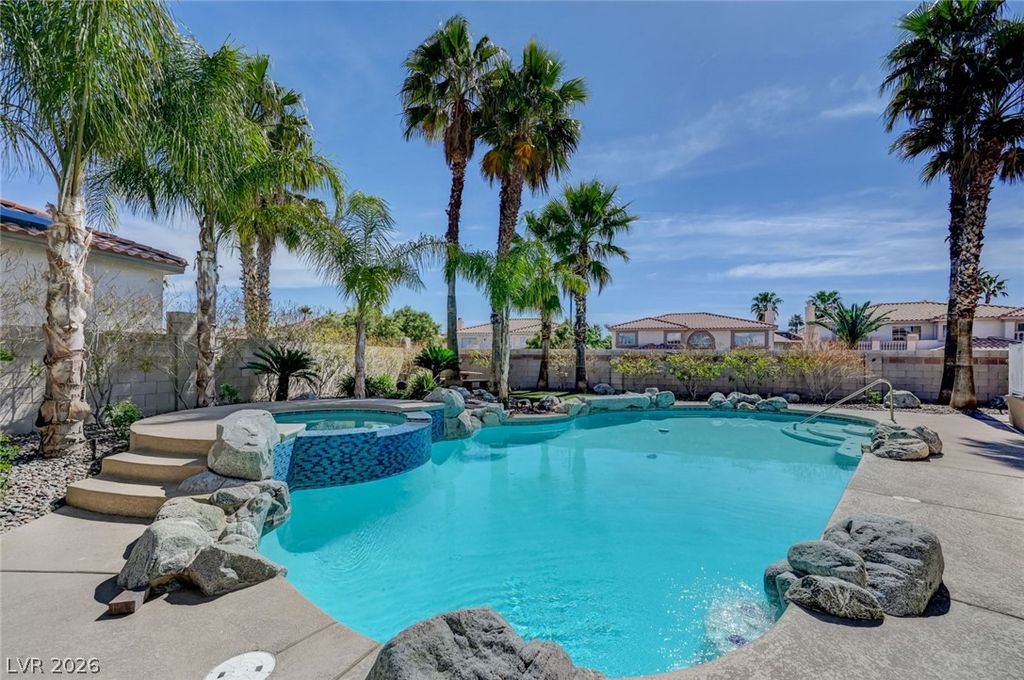 3800 Beacon Point Street, Las Vegas, NV 89129