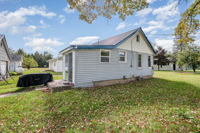 1430 Alger Court, Moffatt Twp, MI 48610