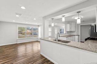 466 Shannon Lee, San Antonio, TX 78216