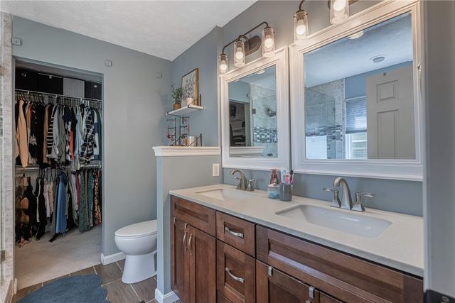 4398 Longmeadow Lane, Beavercreek, OH 45430