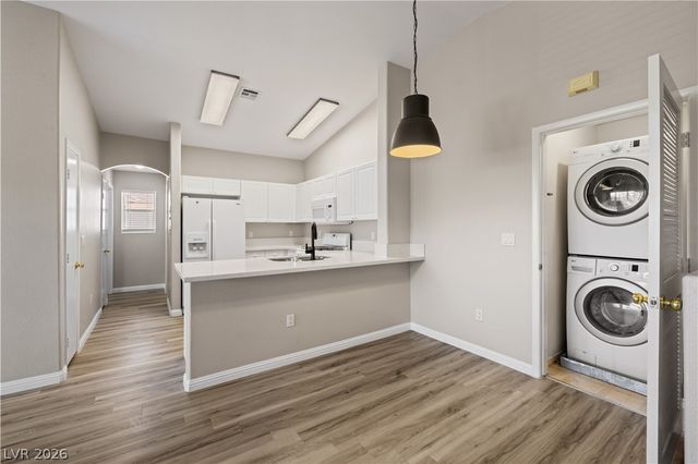 8777 Roping Rodeo Avenue 101, Las Vegas, NV 89178