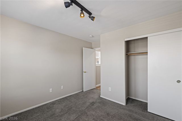 8777 Roping Rodeo Avenue 101, Las Vegas, NV 89178