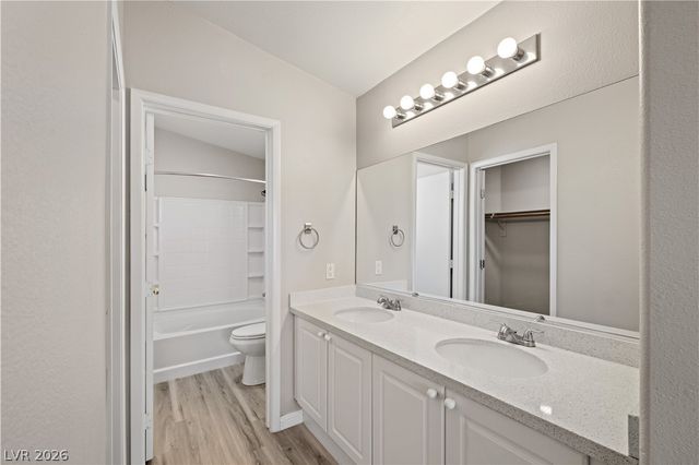 8777 Roping Rodeo Avenue 101, Las Vegas, NV 89178