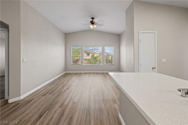 8777 Roping Rodeo Avenue 101, Las Vegas, NV 89178