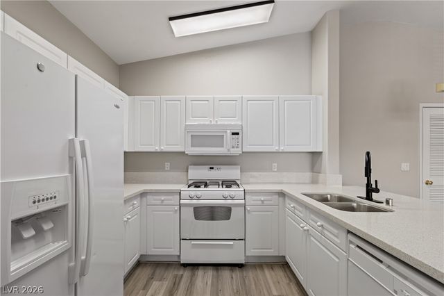8777 Roping Rodeo Avenue 101, Las Vegas, NV 89178