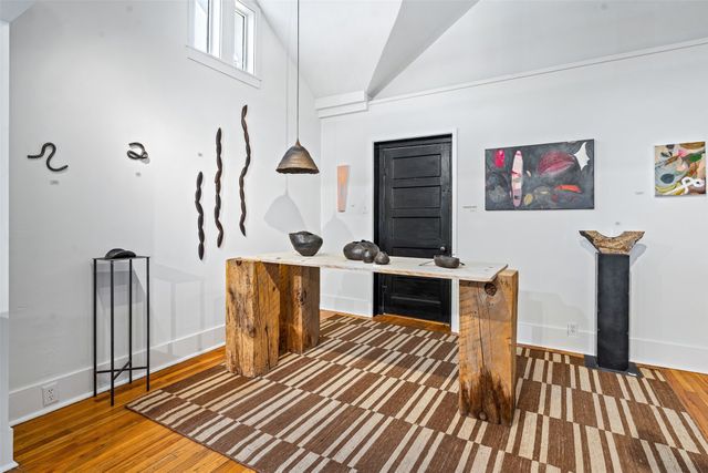 2863 NM 14 Highway, Madrid, NM 87010