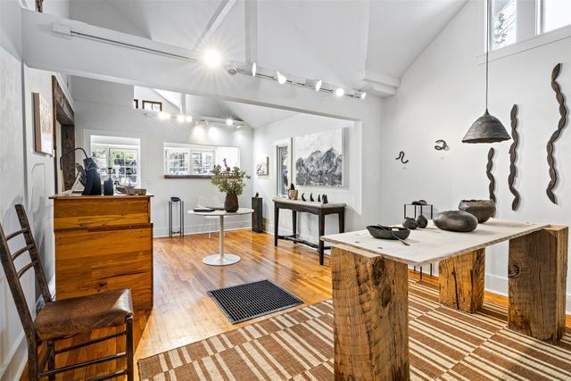 2863 NM 14 Highway, Madrid, NM 87010
