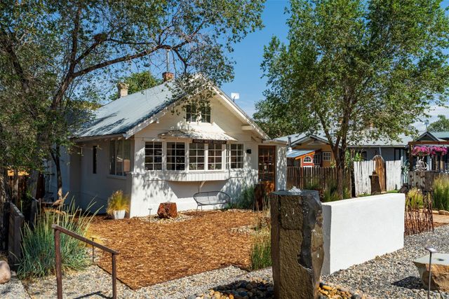 2863 NM 14 Highway, Madrid, NM 87010