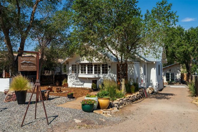 2863 NM 14 Highway, Madrid, NM 87010
