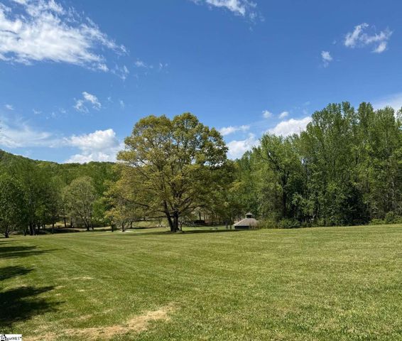 27 Crown Ridge Road, Travelers Rest, SC 29690