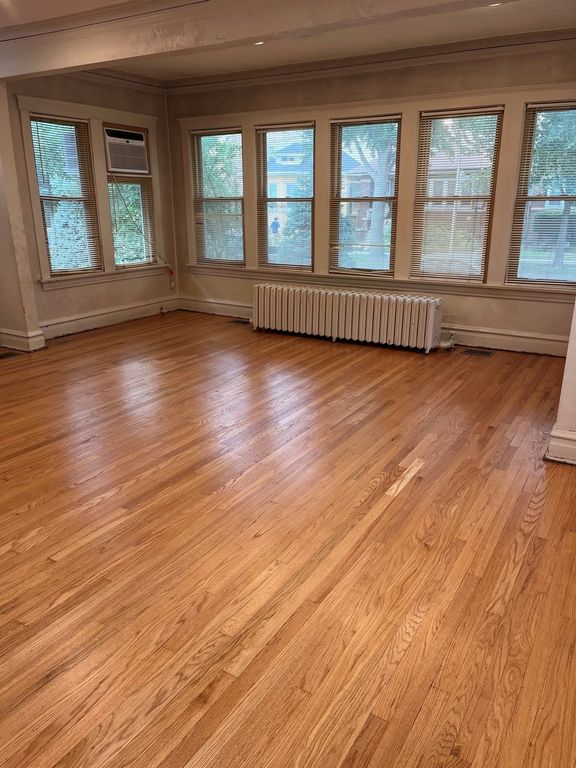 6520 N Fairfield Avenue, Chicago, IL 60645 — photo 2
