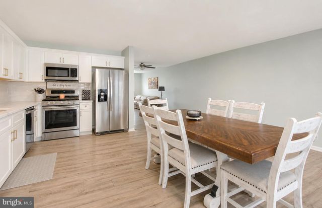 11 CANDLESTICK LN, Sicklerville, NJ 08081