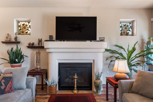 711 Firewheel Loop SW, Los Lunas, NM 87031