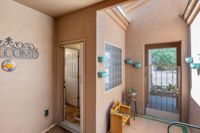 711 Firewheel Loop SW, Los Lunas, NM 87031