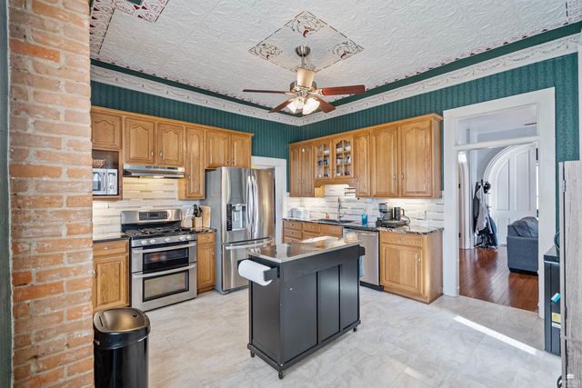 900 N Buckeye Street, Abilene, KS 67410