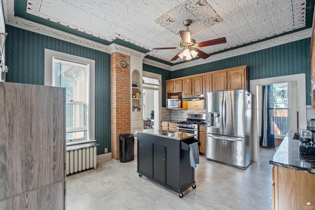 900 N Buckeye Street, Abilene, KS 67410