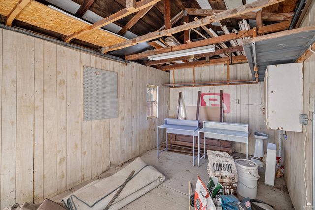 900 N Buckeye Street, Abilene, KS 67410