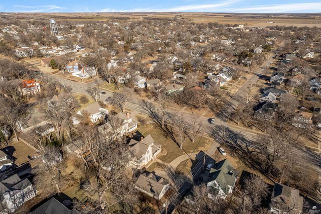 900 N Buckeye Street, Abilene, KS 67410