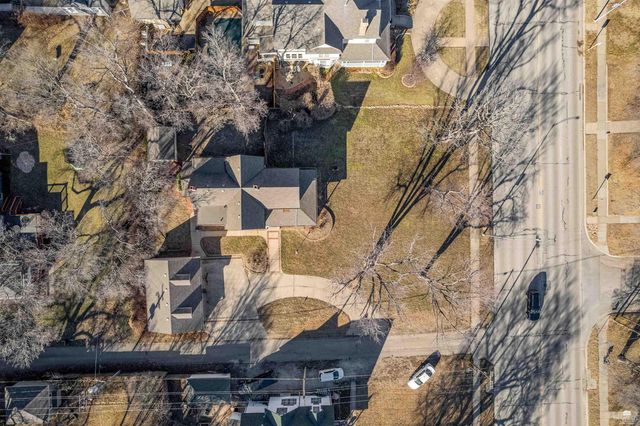 900 N Buckeye Street, Abilene, KS 67410