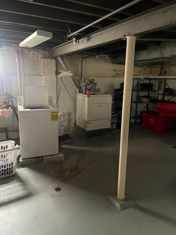 10216 S Calumet Avenue, Chicago, IL 60628