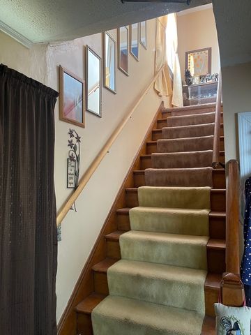 10216 S Calumet Avenue, Chicago, IL 60628