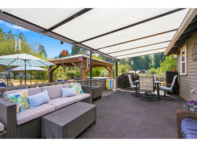 5330 Sw RIVER Rd, Hillsboro, OR 97123