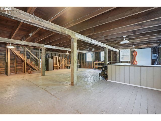 5330 Sw RIVER Rd, Hillsboro, OR 97123